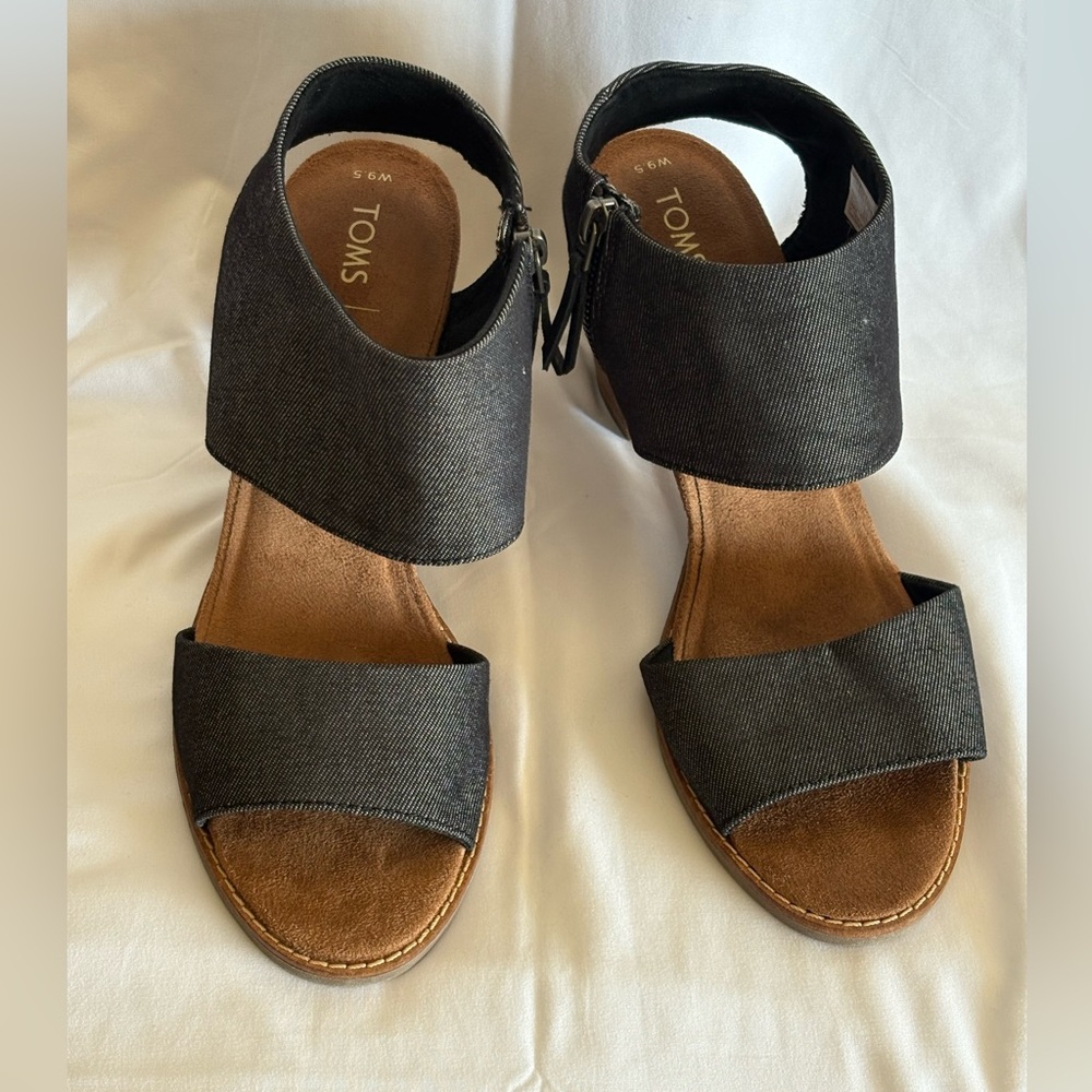 TOMS Women's Elegant Sandals